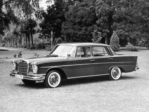 Mercedes-Benz 220 b 1959 года